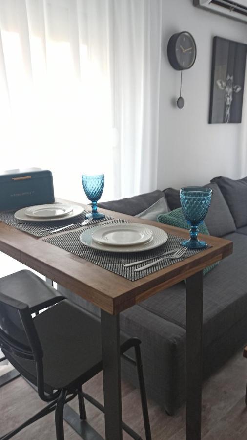 Down Town Luxurious Apartments 알렉산드로폴리스 외부 사진